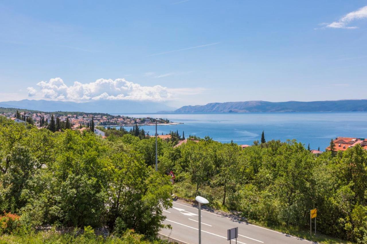 Seaview Apartment Crikvenica Exterior photo